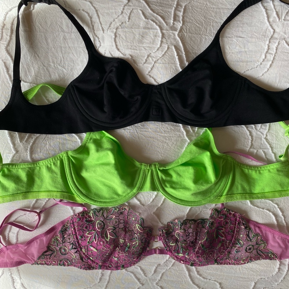 Victoria Secret Bra 34B Bundle